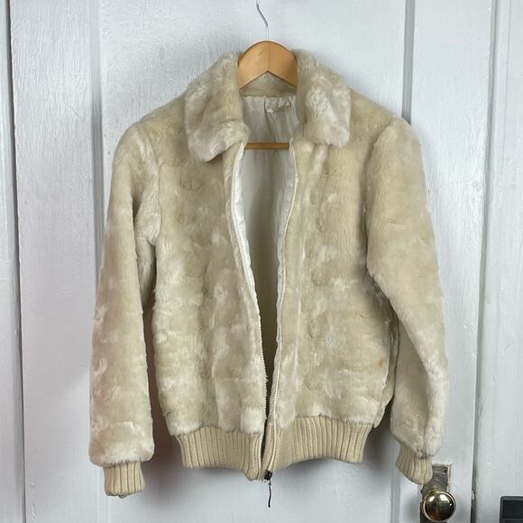 Vintage Y2K Faux Fur Creamy White Teddy 70s Jacket w/ Knit Tan cuffs & hem - Picture 4 of 15